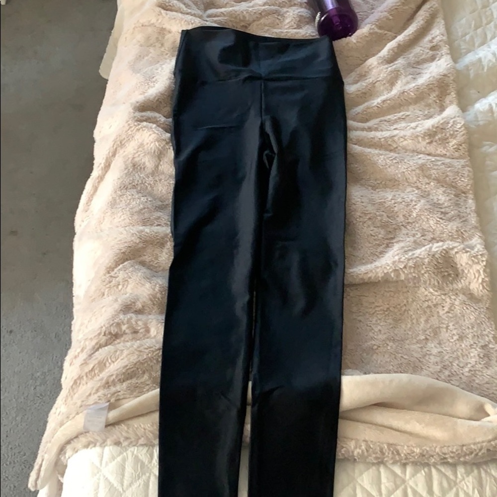 Black leggings